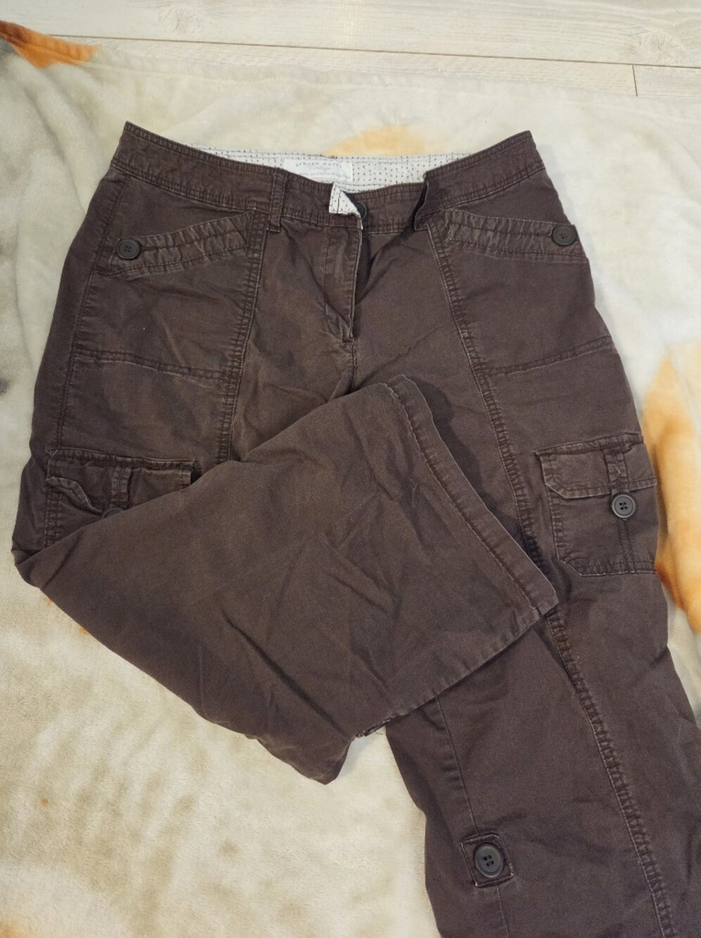 Vintage Denver Hayes Dark Brown Cargo Cropped Pants with Buttoned Pockets